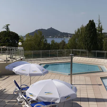 リゾート Village Club Les Mas De L'esterel 3*