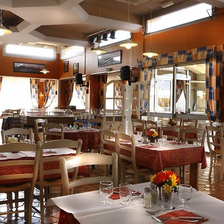 리조트 Village Club Les Mas De L'esterel