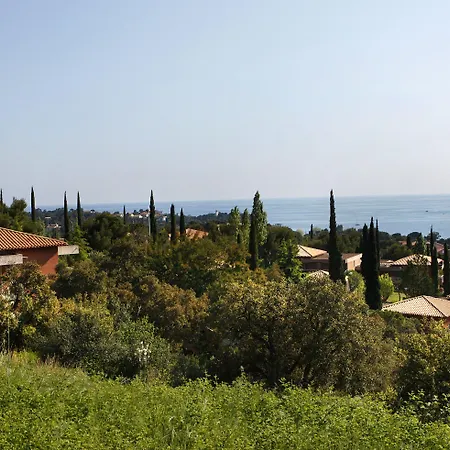 Village Club Les Mas De L'esterel 3* Saint-Raphael (Var)