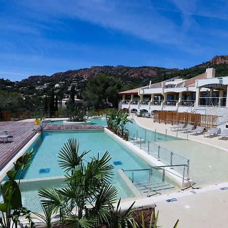 Village Club Les Mas De L'esterel 3* Saint-Raphael (Var)