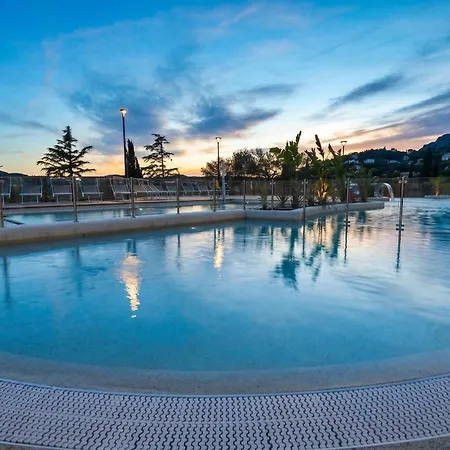 Village Club Les Mas De L'esterel 3* Saint-Raphael (Var)