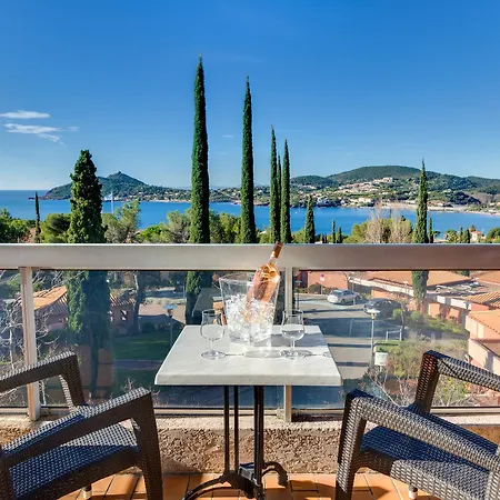 Village Club Les Mas De L'esterel Station touristique 3*