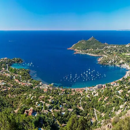 Ośrodek wypoczynkowy Village Club Les Mas De L'esterel 3*